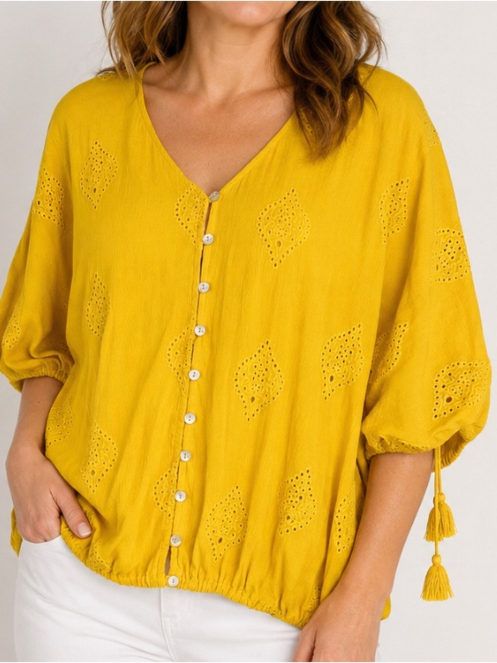 Miss Me Women Eyelet Top Size L 3/4 Dolman‎ Sleeve Tassels Cottage Boho Yellow